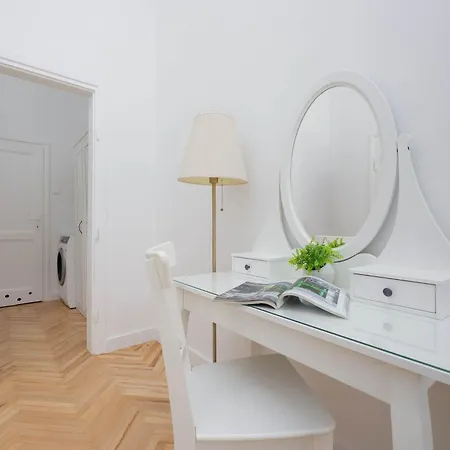 公寓 Podwale Cozy For 6 Guests Old Town By Renters 华沙