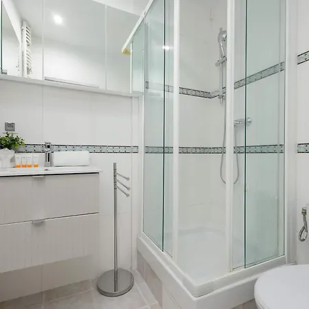 Podwale Cozy For 6 Guests Old Town By Renters